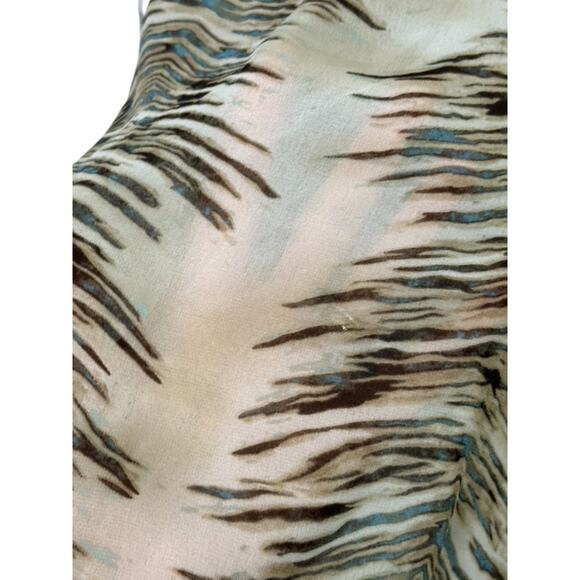Chico's Chiffon Sheer Feather Print Henley Neck Popover Blouse Women's Medium - Picture 6 of 6